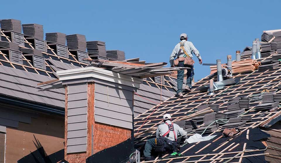 Choose a Right Time for Roof Repairing